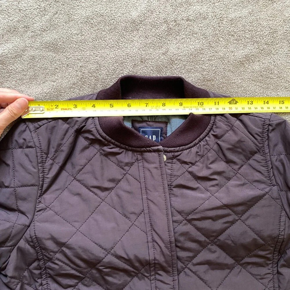 GAP Eggplant Purple Quilted Lightweight Bomber Jacket Size  XS - Picture 8 of 9